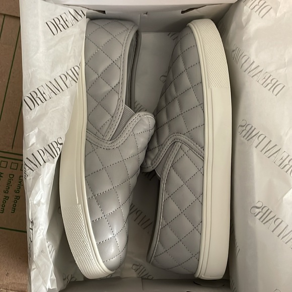 Dream Pairs Quilted Slip-On Sneakers Grey Faux Leather Fashion Loafers 5.5 - Picture 8 of 10